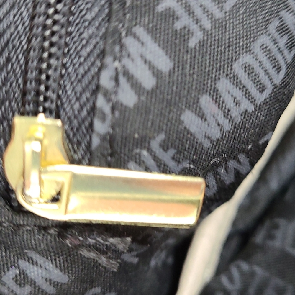 Steve Madden Purse - Picture 8 of 16